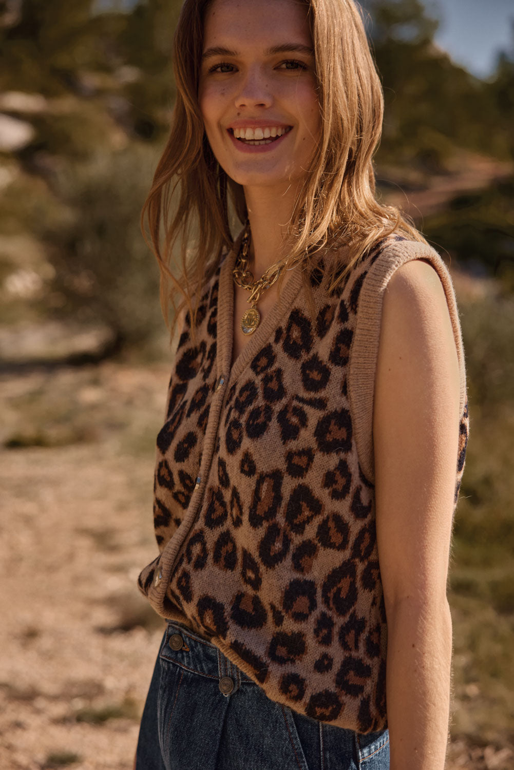 Constant leopard vest