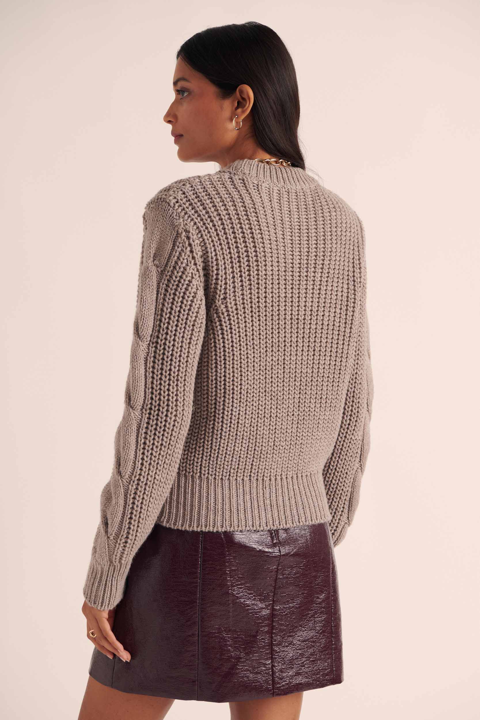 Andrew beige sweater