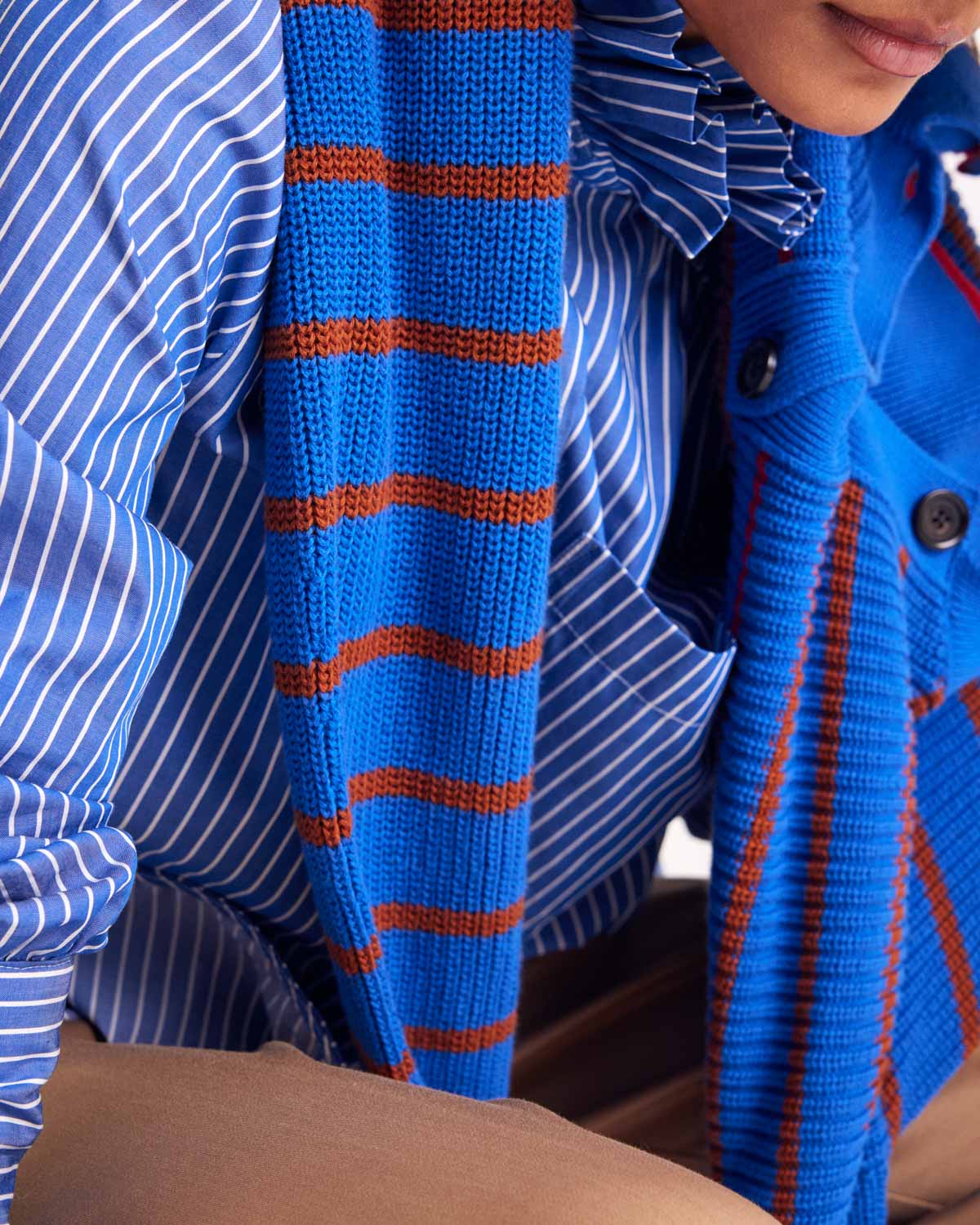 Gustave sweater with blue, cinnamon and red stripes