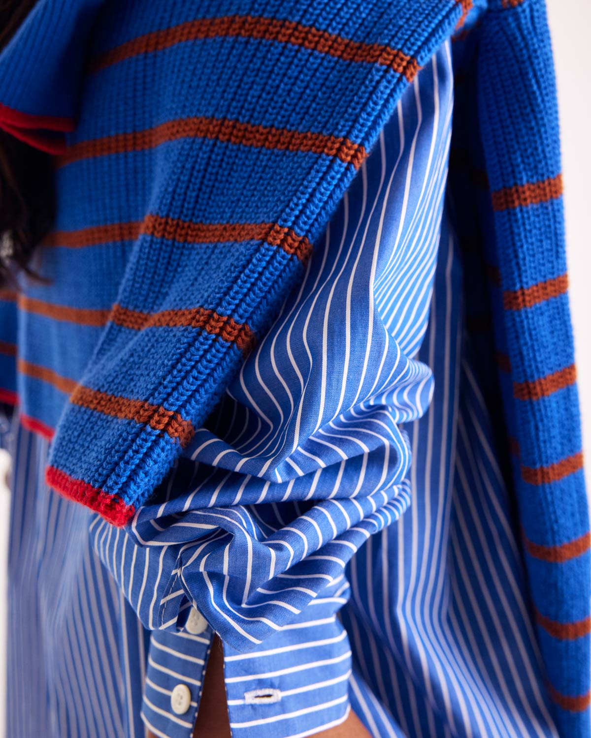Gustave sweater with blue, cinnamon and red stripes
